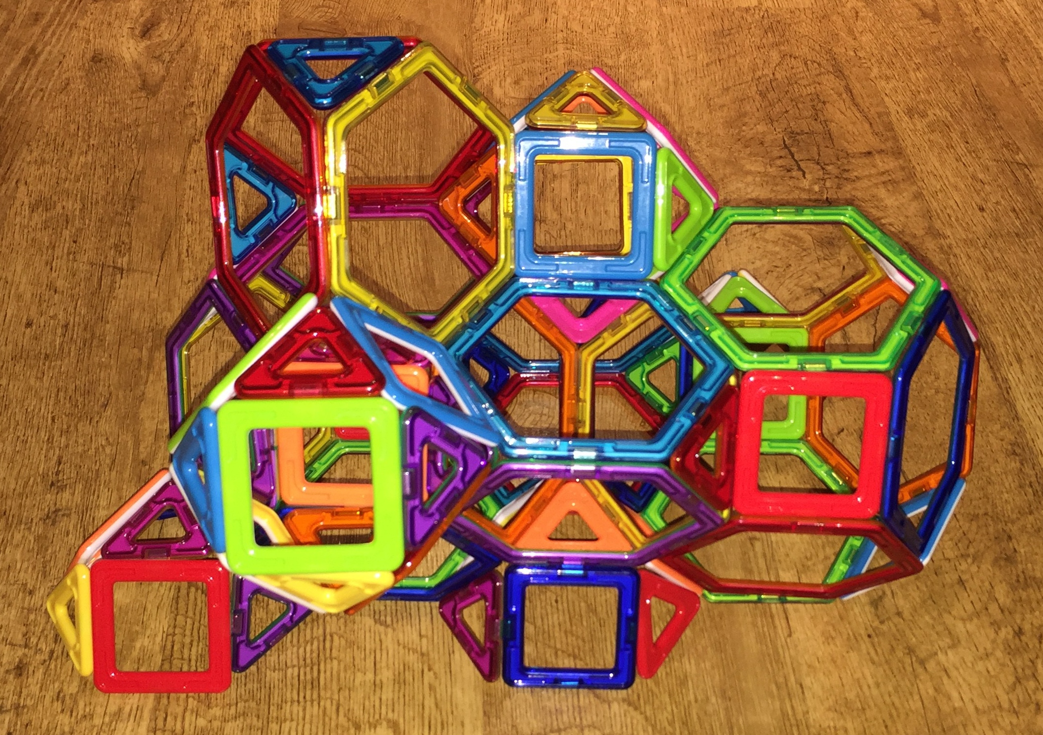 Cantic cubic honeycomb
